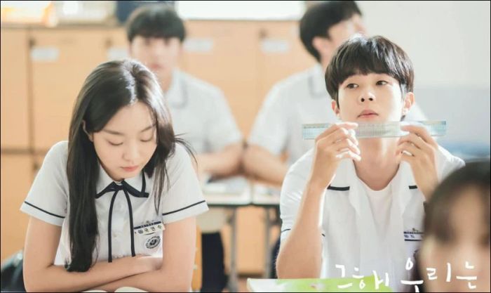 Mùa Hè Yêu Dấu Của Chúng Ta - Tác phẩm học đường đáng xem của Kim Da Mi
