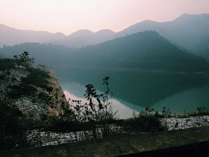 Hoa Son Lake Image 1