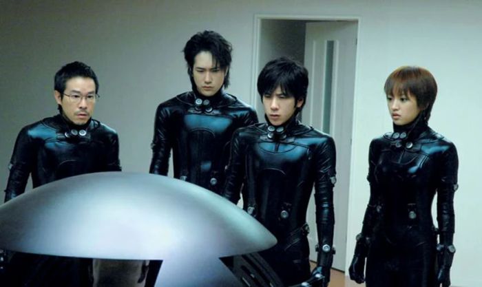 Gantz (2010) là một trong những bộ phim hành động Nhật Bản đáng chú ý nhất.