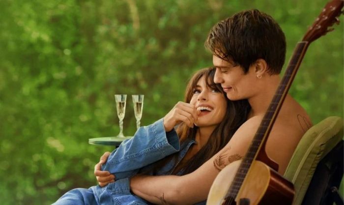 The idea of you: Hành trình truyền lửa cho tình yêu và đam mê