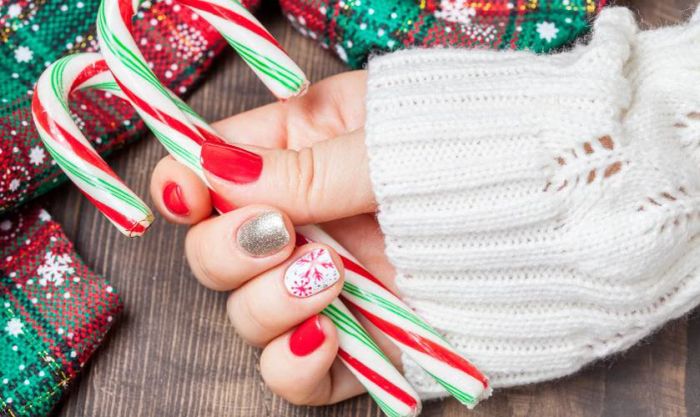 Nail Giáng sinh trang trí bông tuyết và tuần lộc mới mẻ, lạ mắt