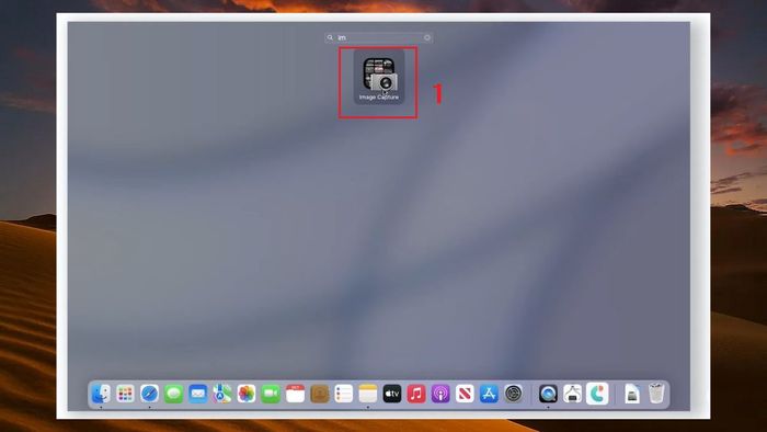 Hướng dẫn chuyển ảnh từ iPhone sang máy tính MacBook bằng dây sạc - Bước 1