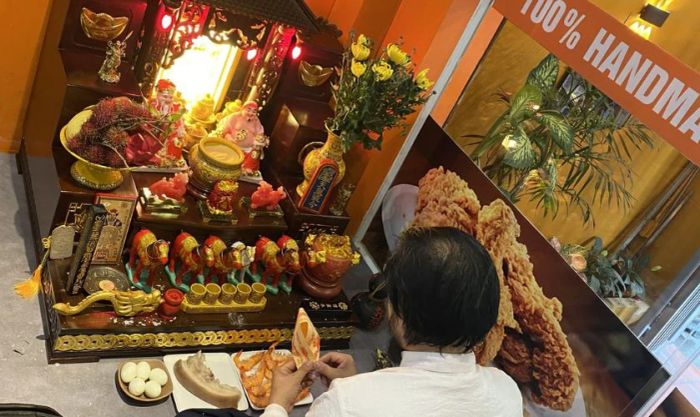 Tại sao cần phải xác định số bông hoa cúng Thần Tài là bao nhiêu?