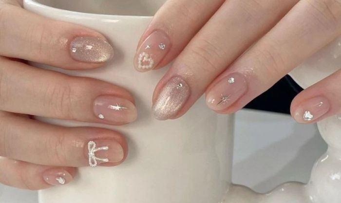 Mẫu nail mắt mèo hiện đại và sang trọng