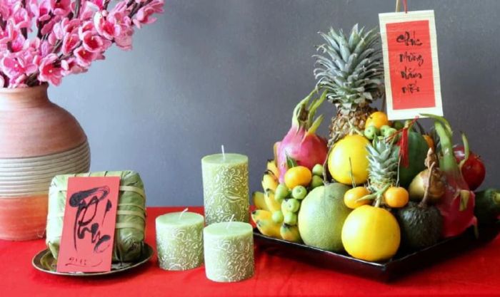 Chuẩn bị các vật dụng trang trí bàn thờ