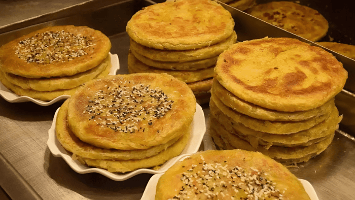 Lệ Giang Baba Cake