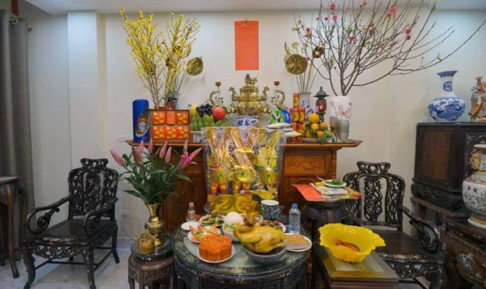 Trang trí bàn thờ