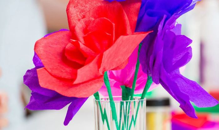 Hoa giả mặc dù có vẻ ngoài thu hút nhưng lại không thể hiện được sự thành kính