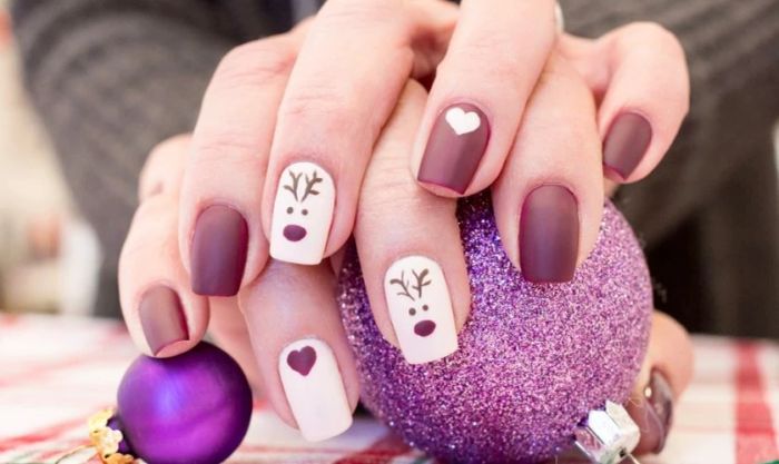 Nail Giáng sinh trang trí bông tuyết và tuần lộc tuyệt đẹp
