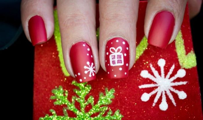 Nail Noel đơn giản nhưng tinh tế