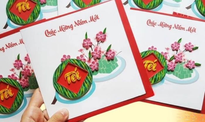 Cách tạo thiệp chúc Tết với hình bánh chưng, bánh tét từ giấy