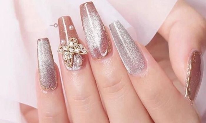 Mẫu nail mắt mèo mới lạ và ấn tượng