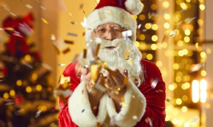 Người đóng giả thành ông già Noel