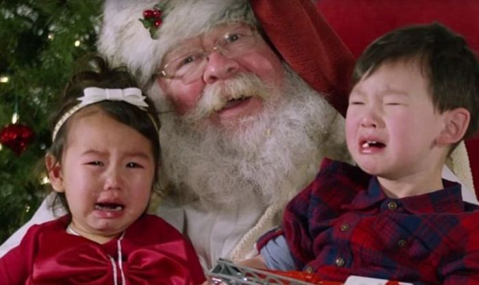 Ký ức tuổi thơ hoảng loạn với ông già Noel