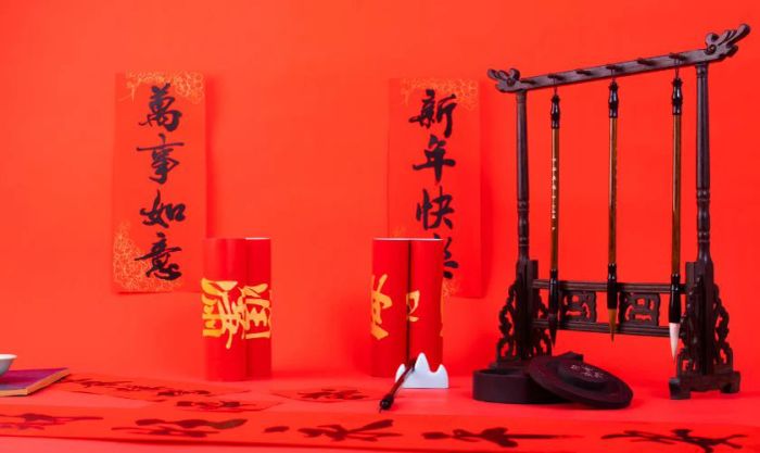 Mẫu câu đối Tết tiếng Trung đẹp nhất năm 2025