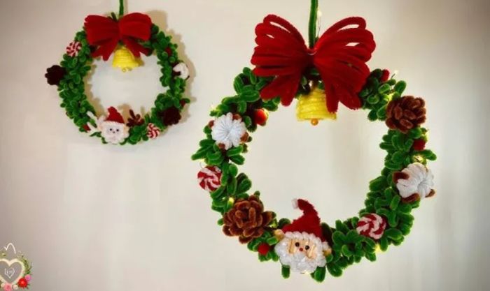 Một số mẫu vòng nguyệt quế làm từ kẽm nhung để bạn tham khảo và lựa chọn.