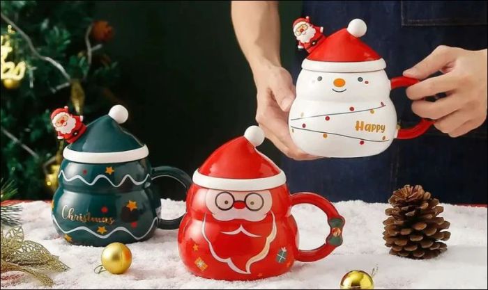 Ly sứ Noel là món quà được rất nhiều người ưa chuộng trong mùa lễ hội này.