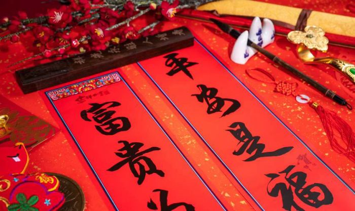 Câu đối Tết tiếng Trung về gia đình hạnh phúc