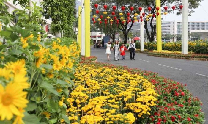 Đường hoa Phú Mỹ Hưng