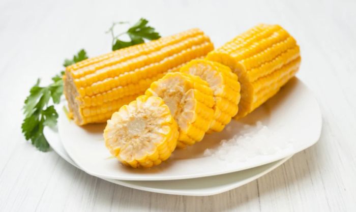 Ngô luộc là món ăn giản dị nhưng ẩn chứa ý nghĩa sâu sắc