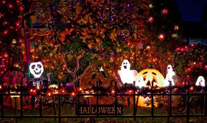 Hình ảnh sân khấu Halloween ấn tượng và ma quái