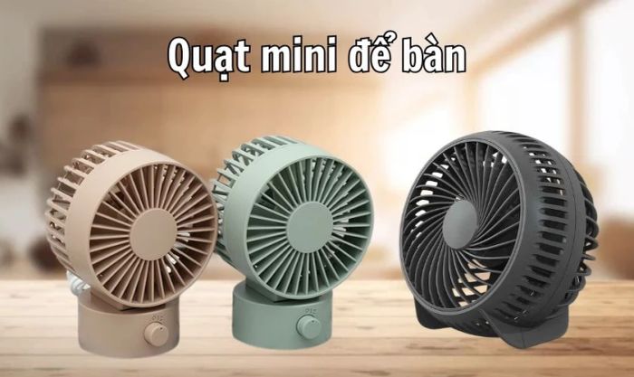 Tặng chiếc quạt mini để trang trí góc làm việc, một lựa chọn thú vị