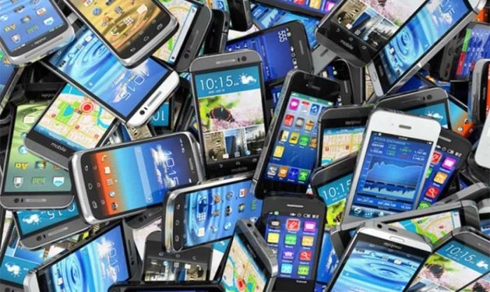 Có nên mua điện thoại cũ cho học sinh cấp 1 không