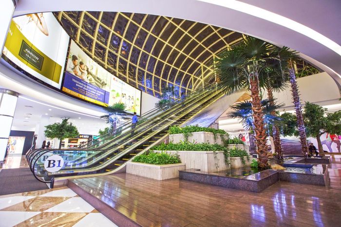 Vincom Mega Mall Times City image 2