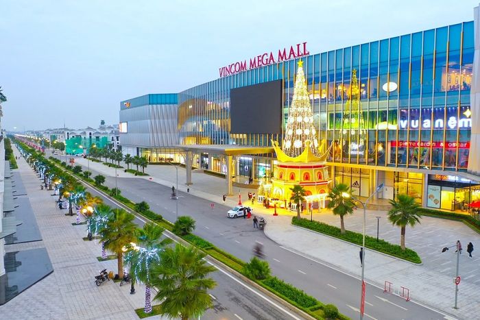 Vincom (Vincom Mega Mall Ocean Park) image 2