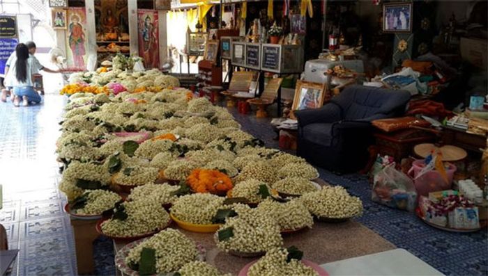 หลวงพ่อทันใจ
