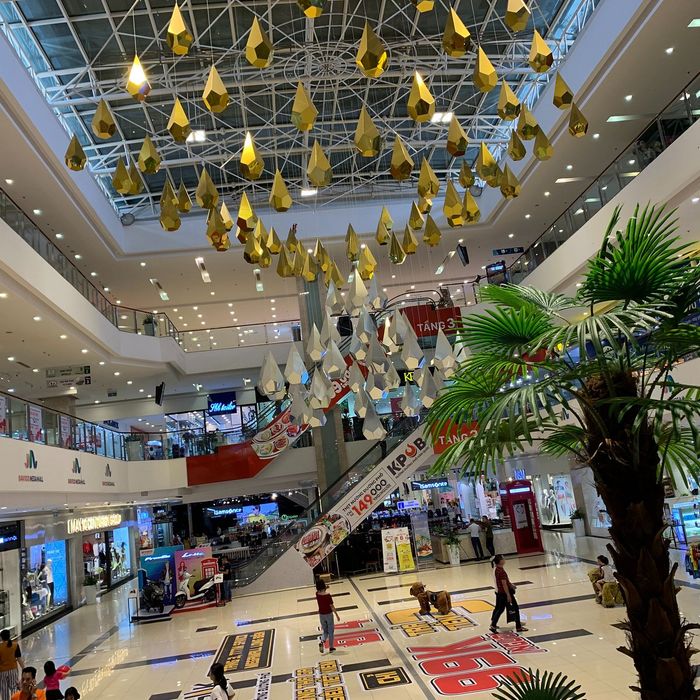Savico MegaMall image 2