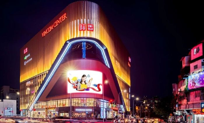 Vincom Center Pham Ngoc Thach image 1