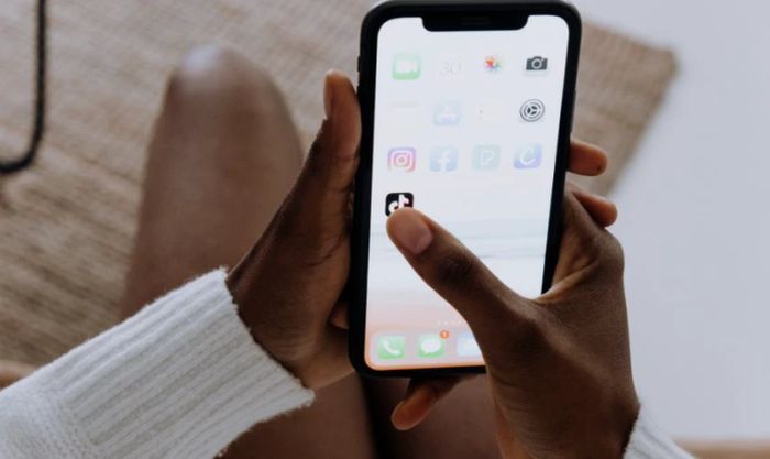 Những loại video cần xóa trên TikTok