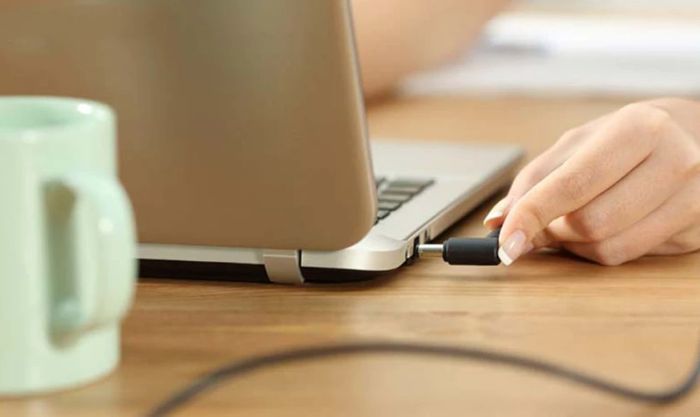 Tại sao cần áp dụng cách sạc pin laptop Acer đúng chuẩn?