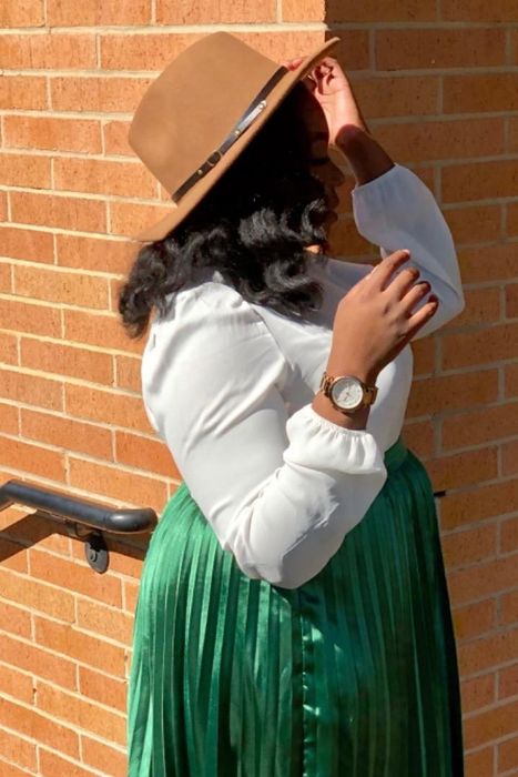 Side profile of the reviewer wearing the hat
