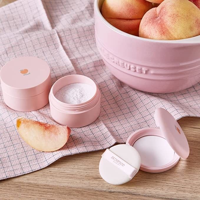 The powder containers displayed neatly