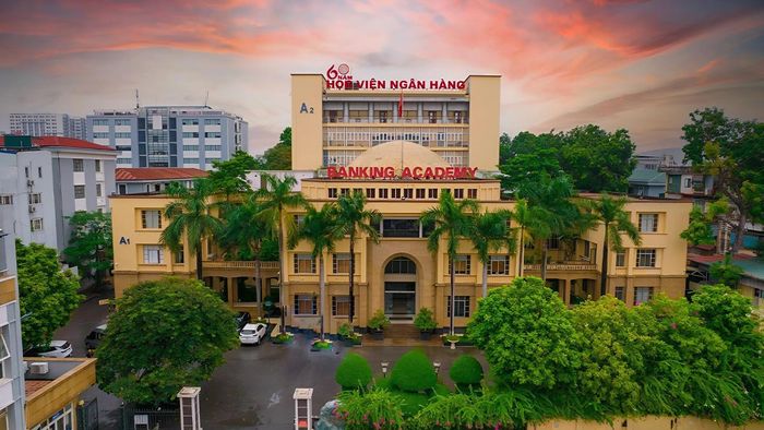 Thông tin về học phí chương trình cử nhân định hướng Nhật Bản tại Học viện Ngân hàng