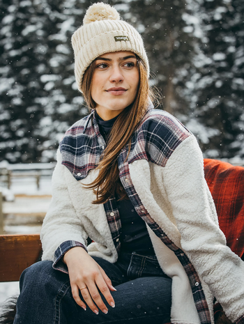 model wearing the western-style boyfriend sherpa jacket