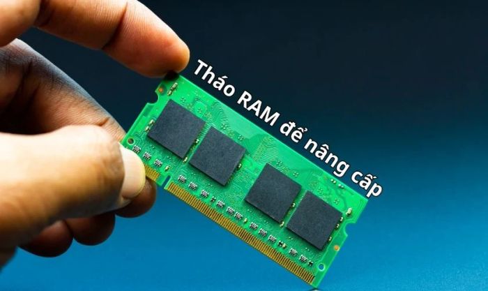 RAM là thành phần không thể thiếu của laptop và thường được tháo ra để nâng cấp hoặc thay thế khi cần thiết