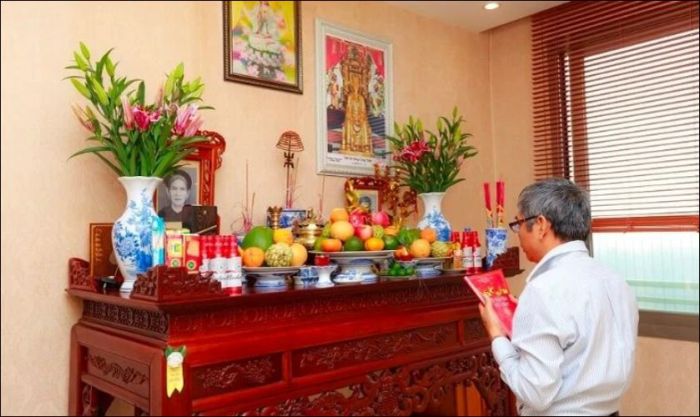 Mẫu văn khấn mùng 3 Tết chính xác và đầy đủ nhất