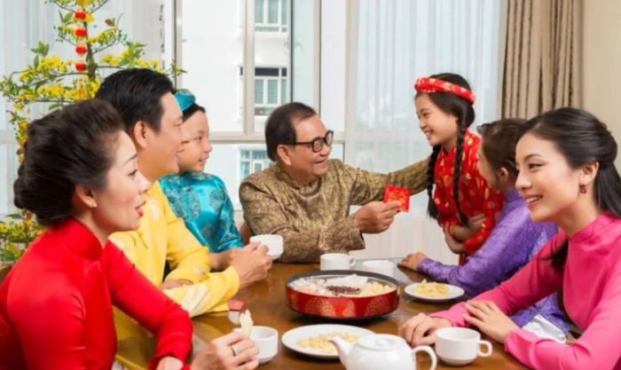 Lời chúc Tết thông gia về hạnh phúc và sum vầy