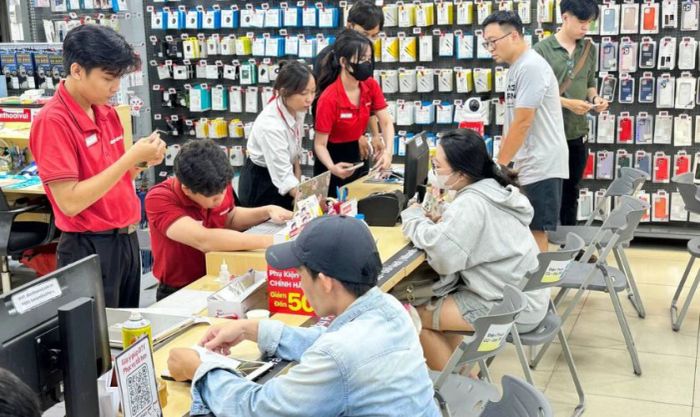 Khuyến mãi Black Friday siêu hấp dẫn cho iPhone 14 tại Mytour