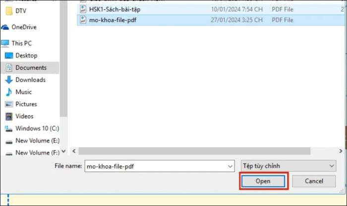 Chọn file PDF cần mở khóa và nhấn Open để tải lên file.