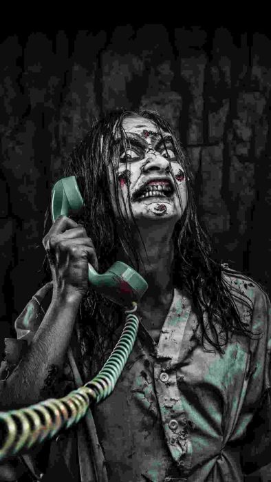 Hình nền Halloween dành cho điện thoại với phong cách kinh dị