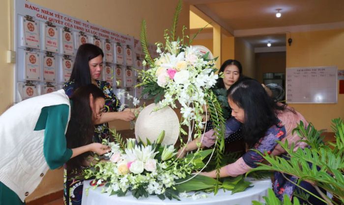 Những bài thuyết trình cắm hoa 20/10 đạt giải cao khác