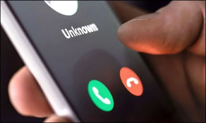 Khi nhận cuộc gọi từ đầu số 024 999, có nên nghe máy hoặc gọi lại không?