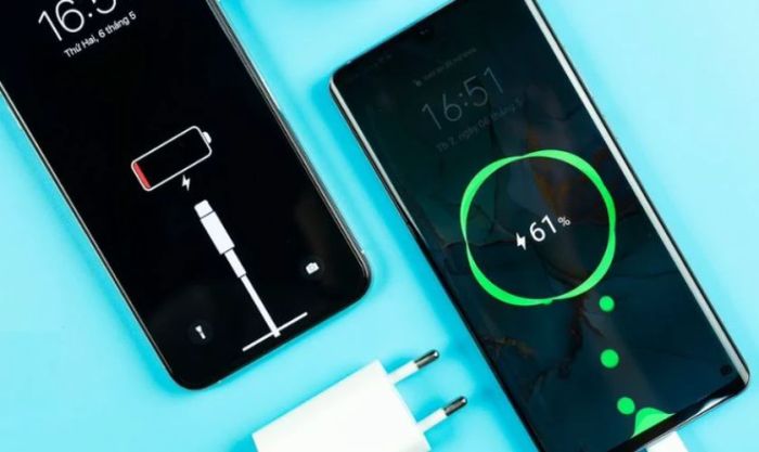 Có nên xả pin điện thoại không?