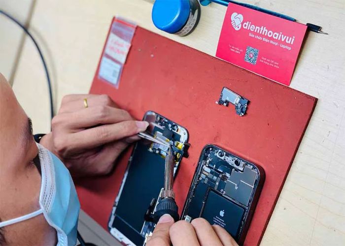 dịch vụ thay, sửa loa trong iphone uy tín tại Mytour