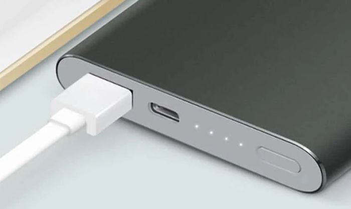 Cân nhắc kỹ cổng sạc ra và vào của pin dự phòng