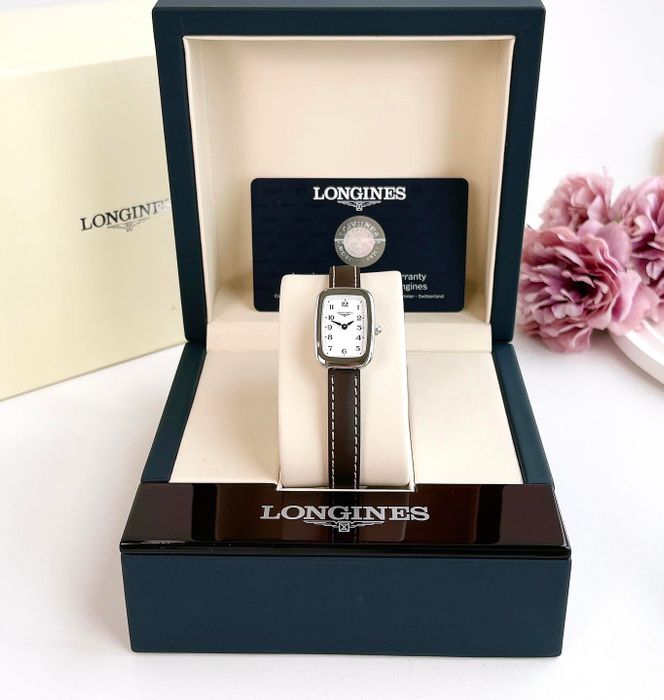 1991 Women's Watch - Authentic Women's Watches Image 1
